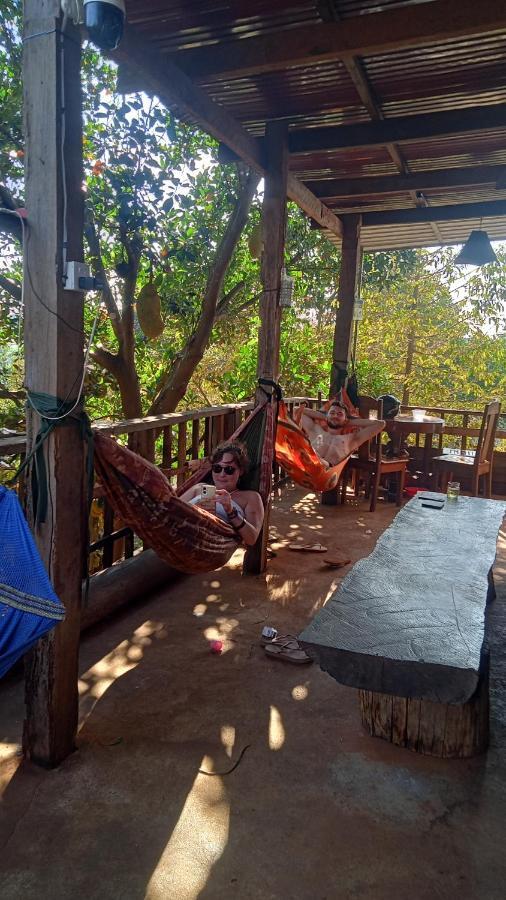 Bee Bee'S Chalets Home Stay And Trekking Banlung Экстерьер фото