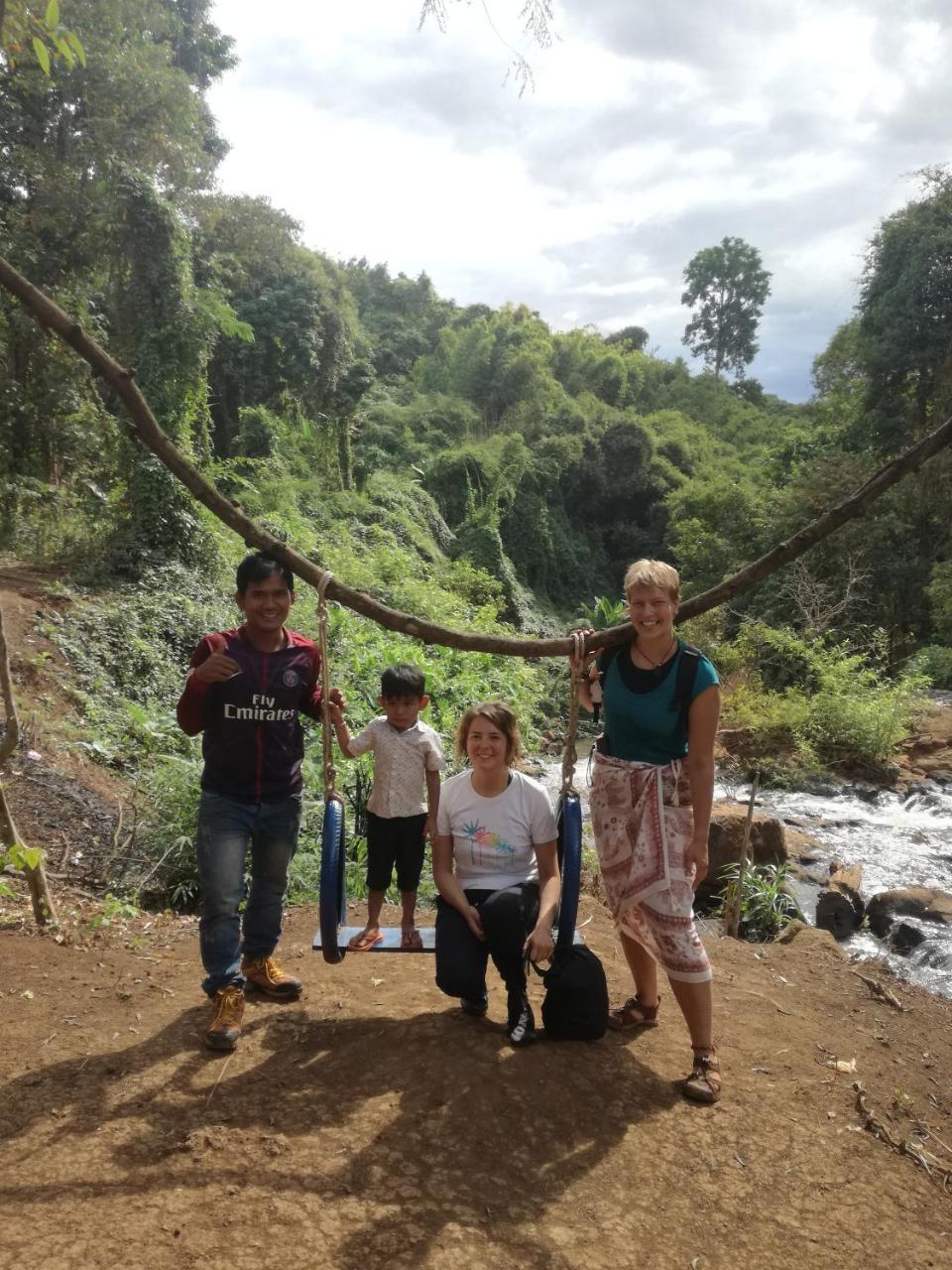 Bee Bee'S Chalets Home Stay And Trekking Banlung Экстерьер фото